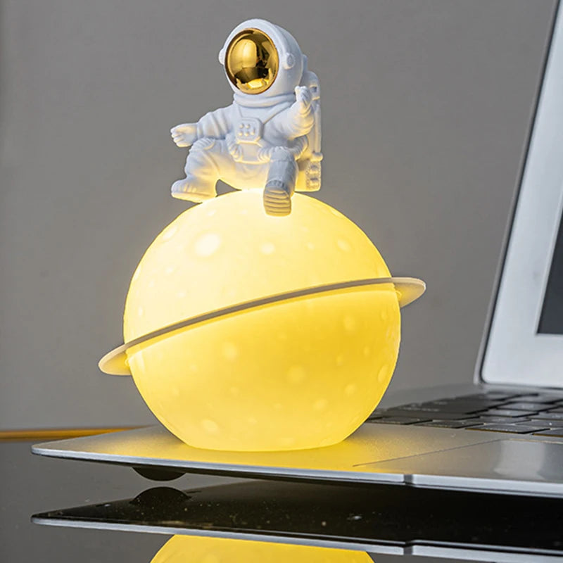 Astronaut Moon Night Light - Zaey.shop