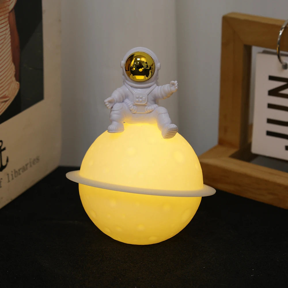 Astronaut Moon Night Light - Zaey.shop