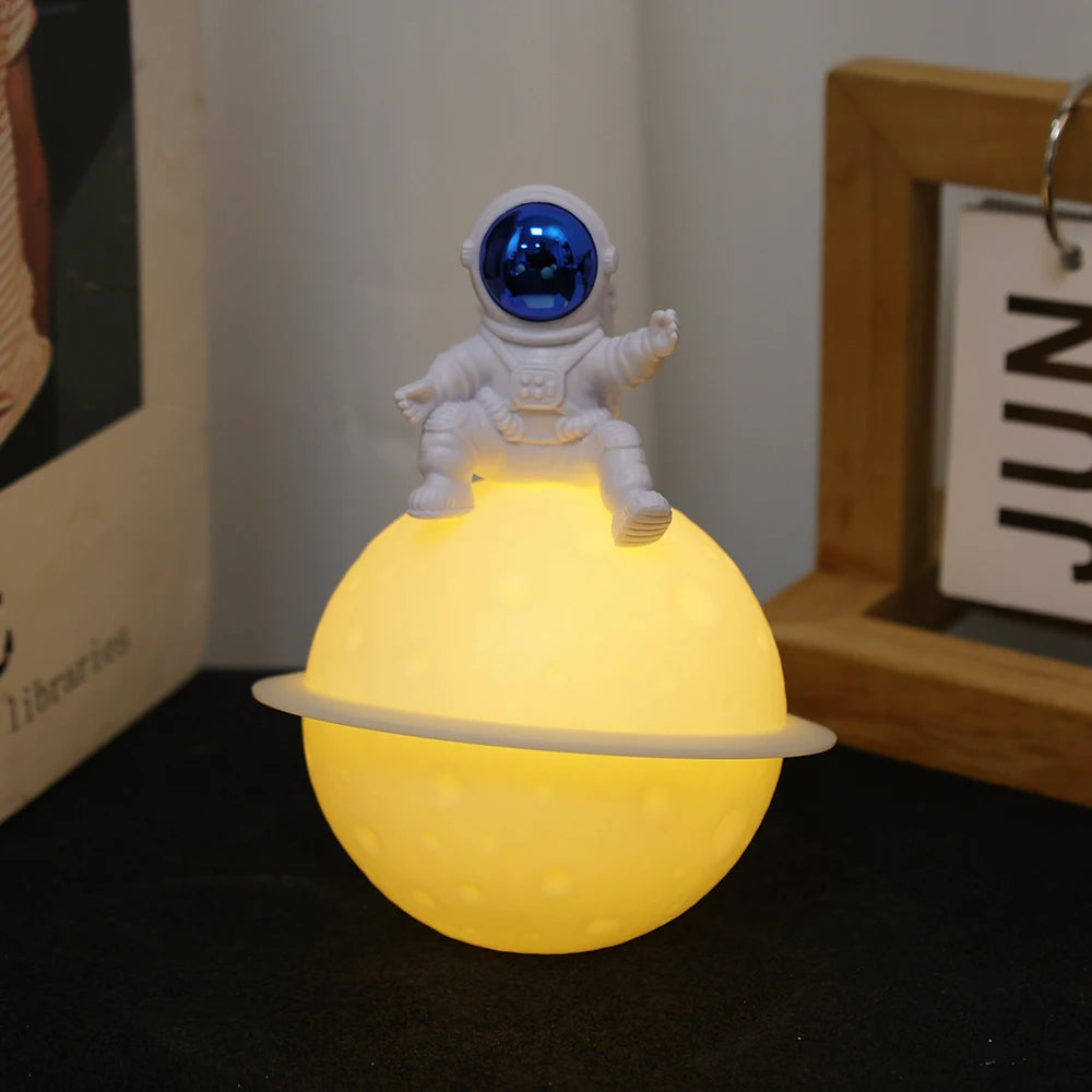 Astronaut Moon Night Light - Zaey.shop